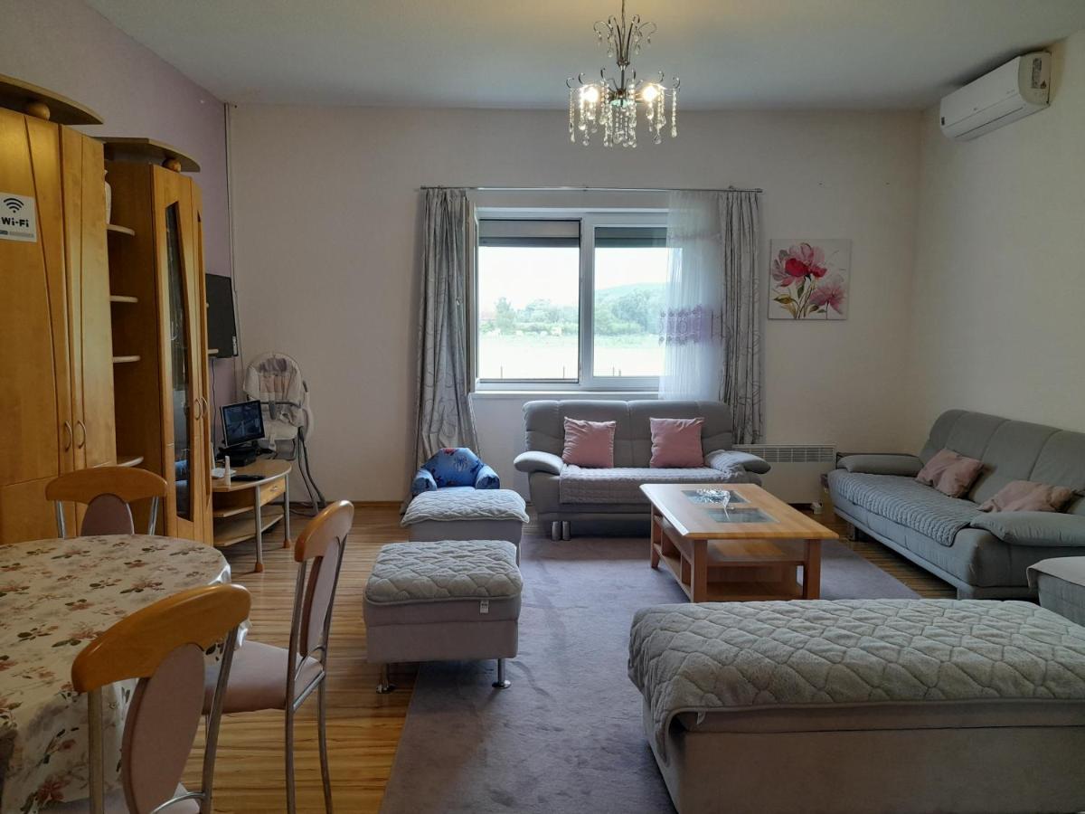River Bank Apartments & Castle View Bihać 외부 사진
