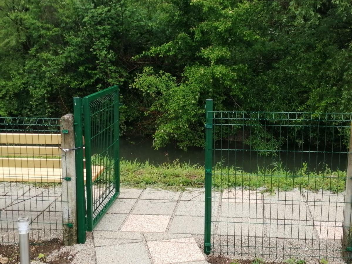 River Bank Apartments & Castle View Bihać 외부 사진